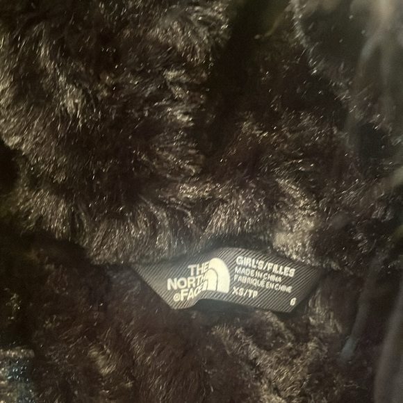 Girls The North Face Artic Parka - Picture 2 of 4